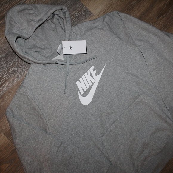 NWT NIKE PLUS SPORTSWEAR LOGO FLEECE SWEATSHIRT GRAY 1X 2X 3X‎ - Picture 1 of 3